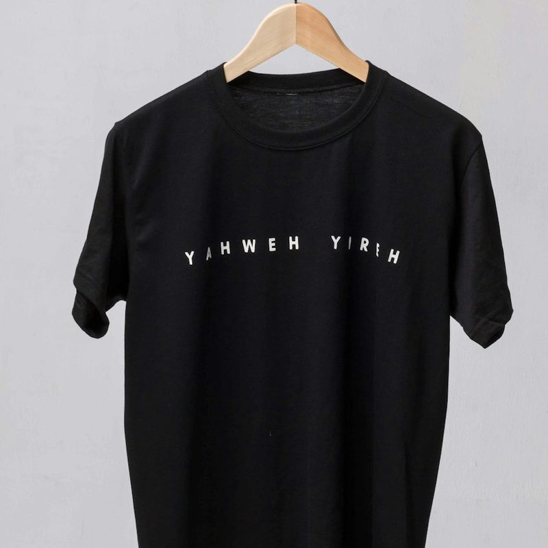 Plain Crew-Neck T-Shirt Plain crew-neck t-shirt for custom branding and uniforms